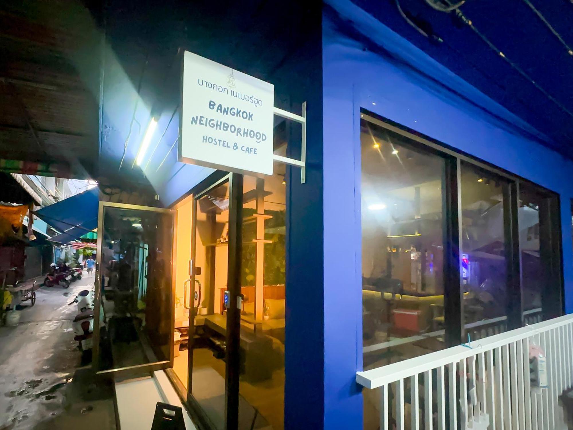 Bangkok Neighborhood Hostel Exterior photo